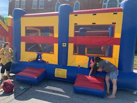 https://afum-media.s3.amazonaws.com/atlantic-first-united-methodist-church/images/block-party-2021-3.jpg